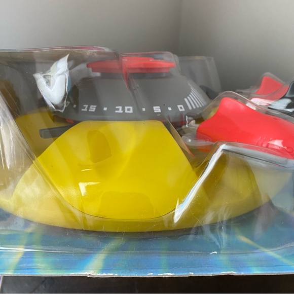 Vintage 2000 Wild Planet ScatterFish Underwater Dive Game - New (NOS) - Picture 8 of 9